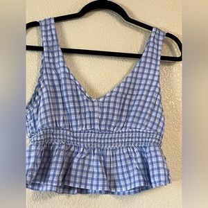 Hollister cropped checkered top M